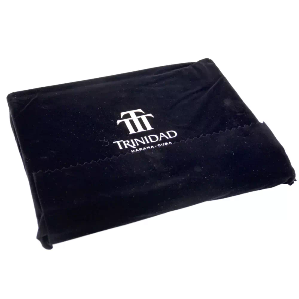 Trinidad Robusto Extra Travel Humidor